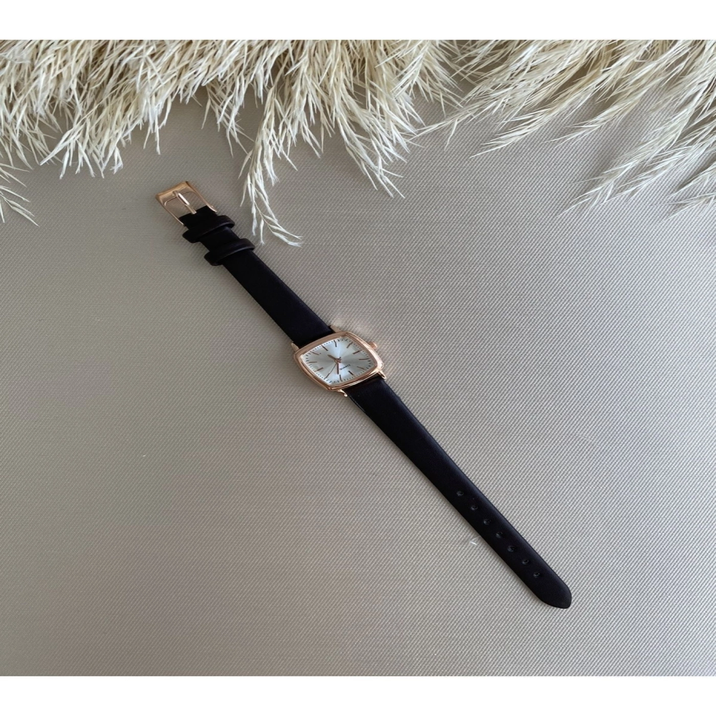 Retro Minimal Vintage Koyu Kahve Kordon Rose Renk Kasa Kadın Kol Saati