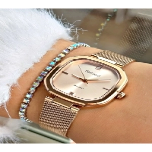 KARE ROSE KADIN HASIR KOL SAATİ