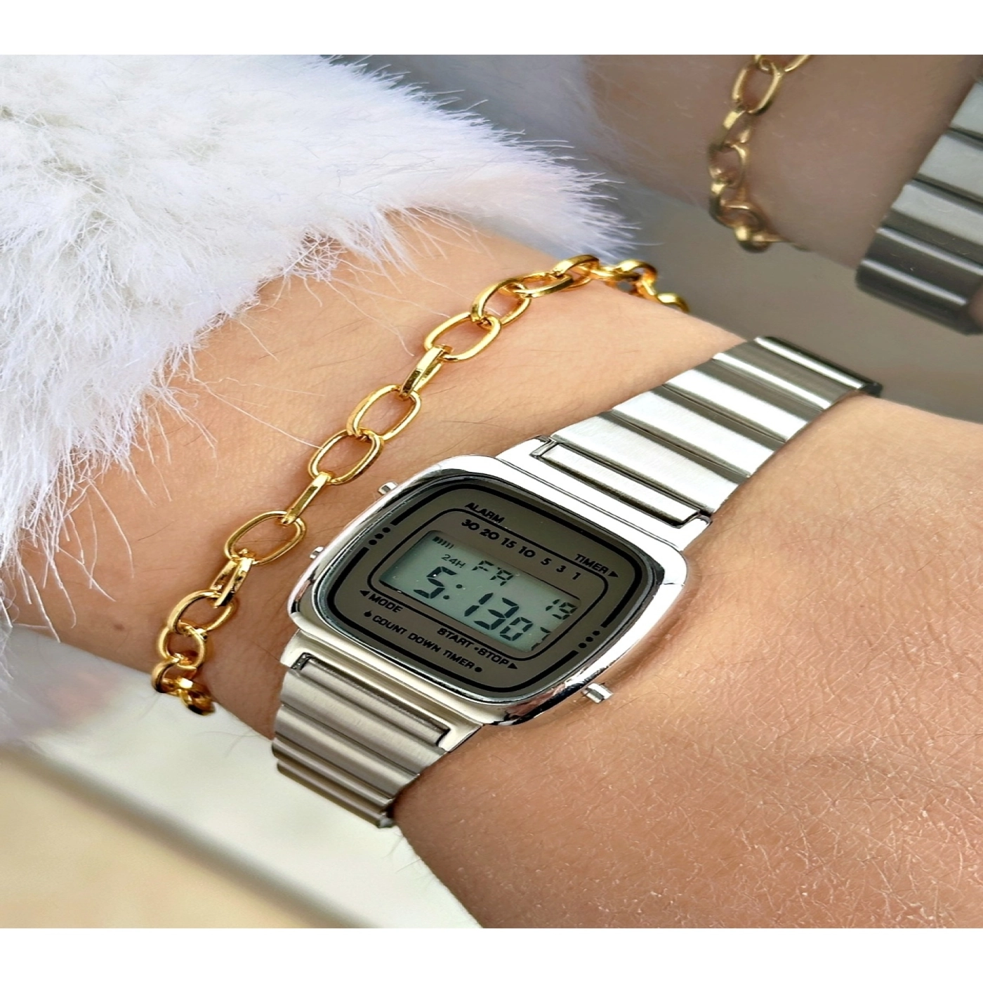 Minimal Metal Kordon Digital Kadın Kol Saati-Bileklik Hediyeli