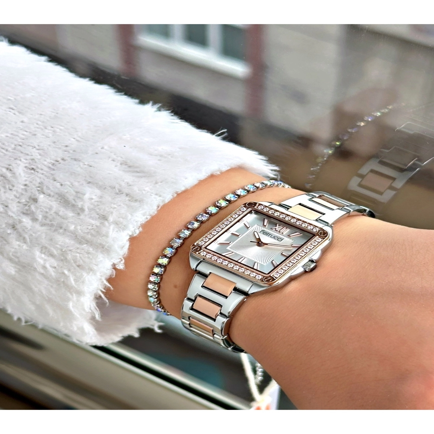 FERRUCCİ KARE TAŞLI ROSE GÜMÜŞ METAL KADIN KOL SAATİ hover