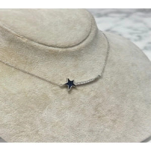 925 Ayar Gümüş Yıldız Taşlı Modeli Gümüş Kolye