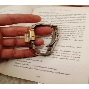 Vitoria Gümüş Renk Kordon Saat bb0056