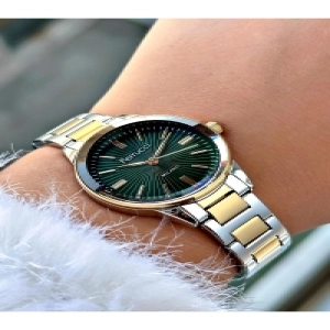 Altın - Gümüş Rengi Çelik Kordon Kadın Kol Saati 03386