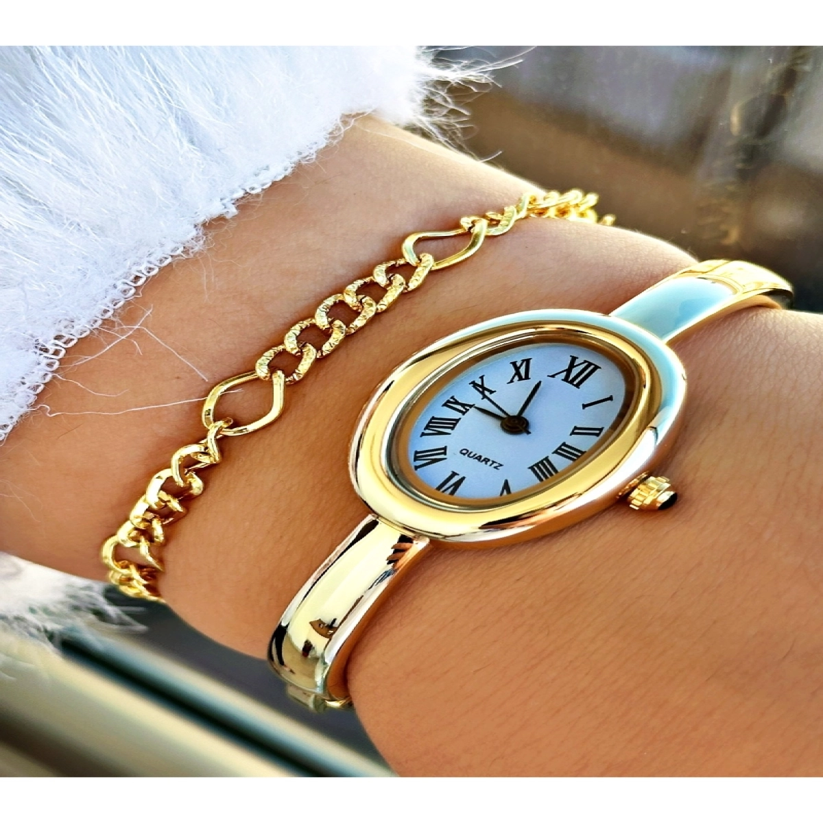 Premium Seri Özel Tasarım Lüks Seri Kelepçe Modeli Roma Rakamlı Kadın Kol Saati-Bileklik Hediyeli