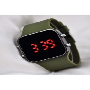 Asker Yeşili Kırmızı Led Genç Erkek Kol Saati Su-031-001