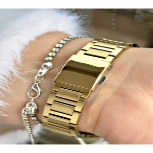 FERRUCCİ YEŞLİ KADRANLI TAŞLI GOLD METAL KADIN KOL SAATİ