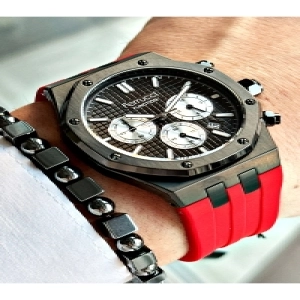 FUNCTION SİYAH KADRANLI TAKVİMLİ KIRMIZI SİLİKON ERKEK KOL SAATİ