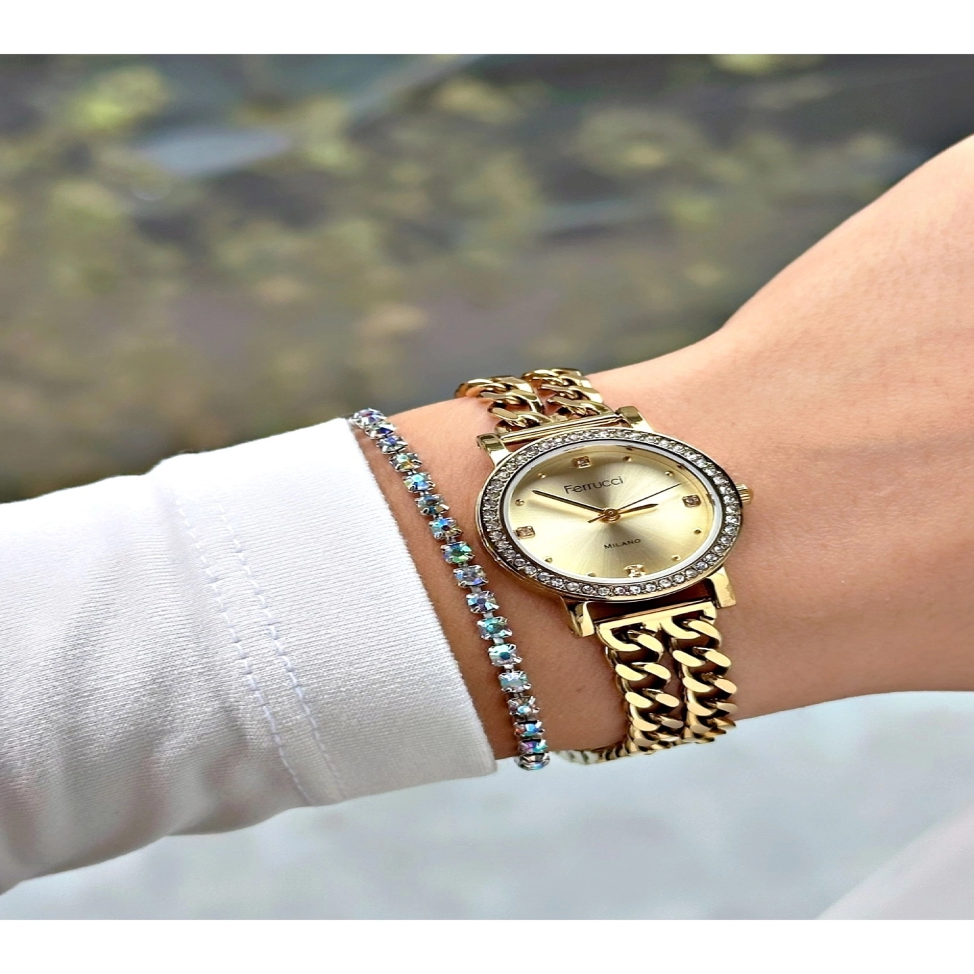 TAŞ RAKAM TAŞ BEZEL GOLD KADIN METAL KOL SAATİ hover