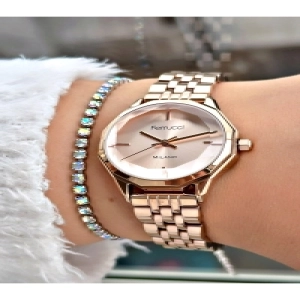 FERRUCCİ KESME CAMLI ROSE METAL KADIN KOL SAATİ