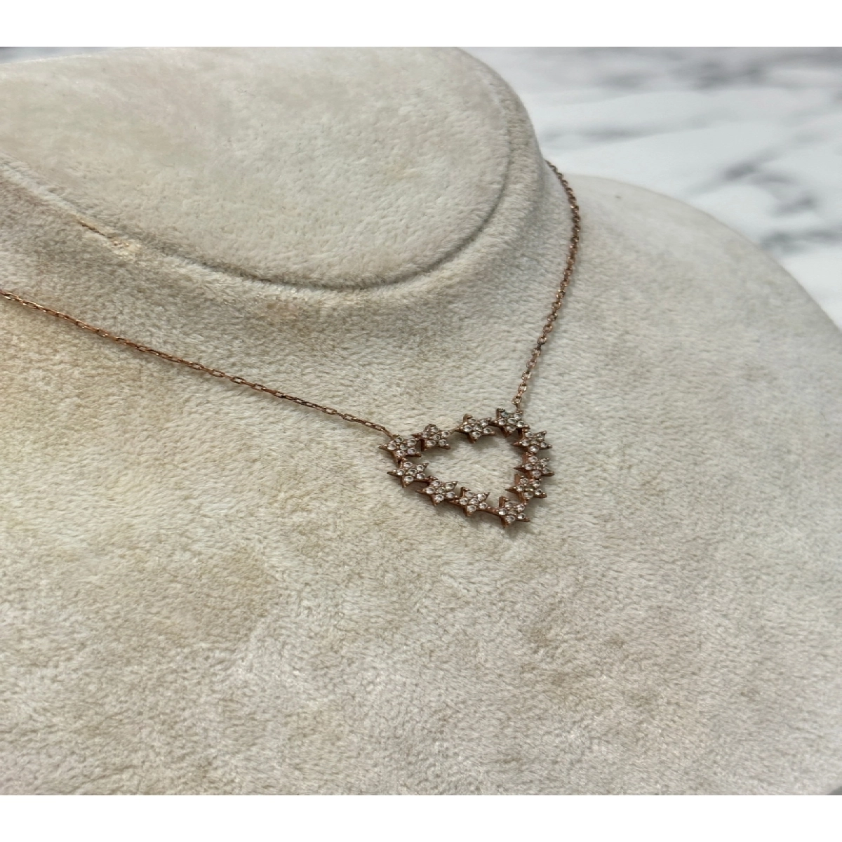 925 Ayar Gümüş Rose Gold Taşlı Kalpli Model Gümüş Kolye