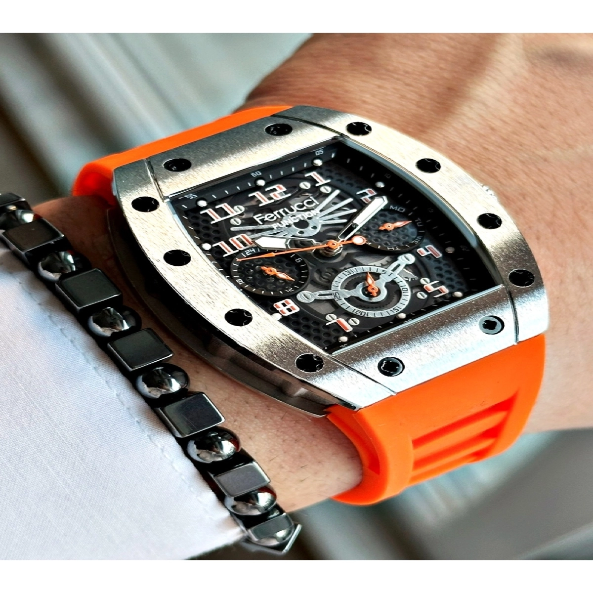 FUNCTION SİYAH KADRANLI KARE TURUNCU SİLİKON ERKEK KOL SAATİ