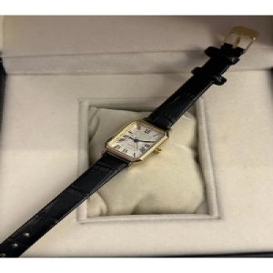 Vera Özel Seri Kadın Oval Siyah Deri Minimal Vintage Kadın Saat