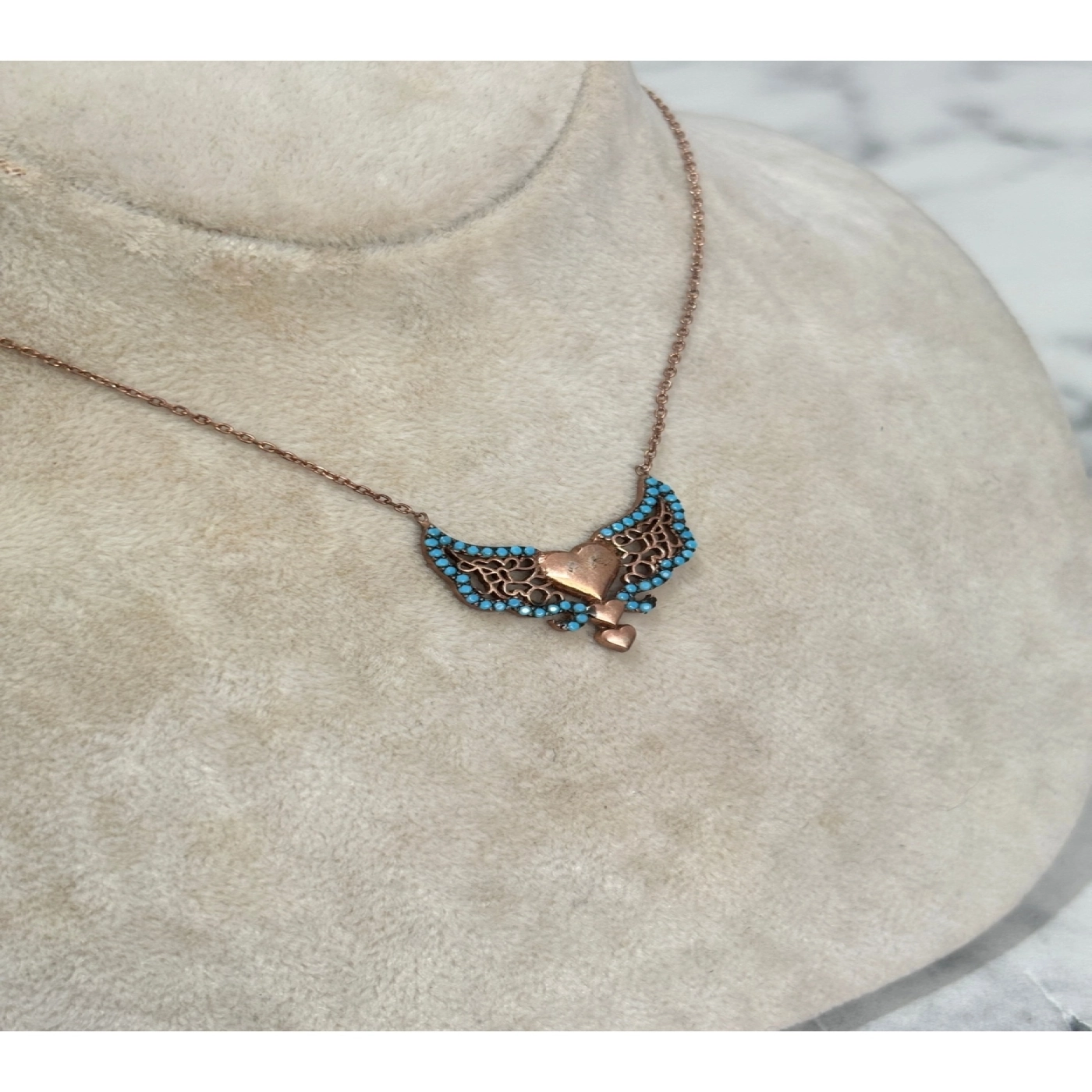 925 Ayar Gümüş Taşlı Rose Gold Kanat Modeli Gümüş Kolye