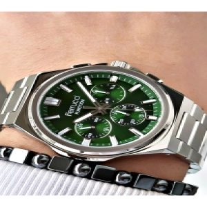 FERRUCCİ YEŞİL KADRANLI FUNCTION GÜMÜŞ METAL ERKEK KOL SAATİ