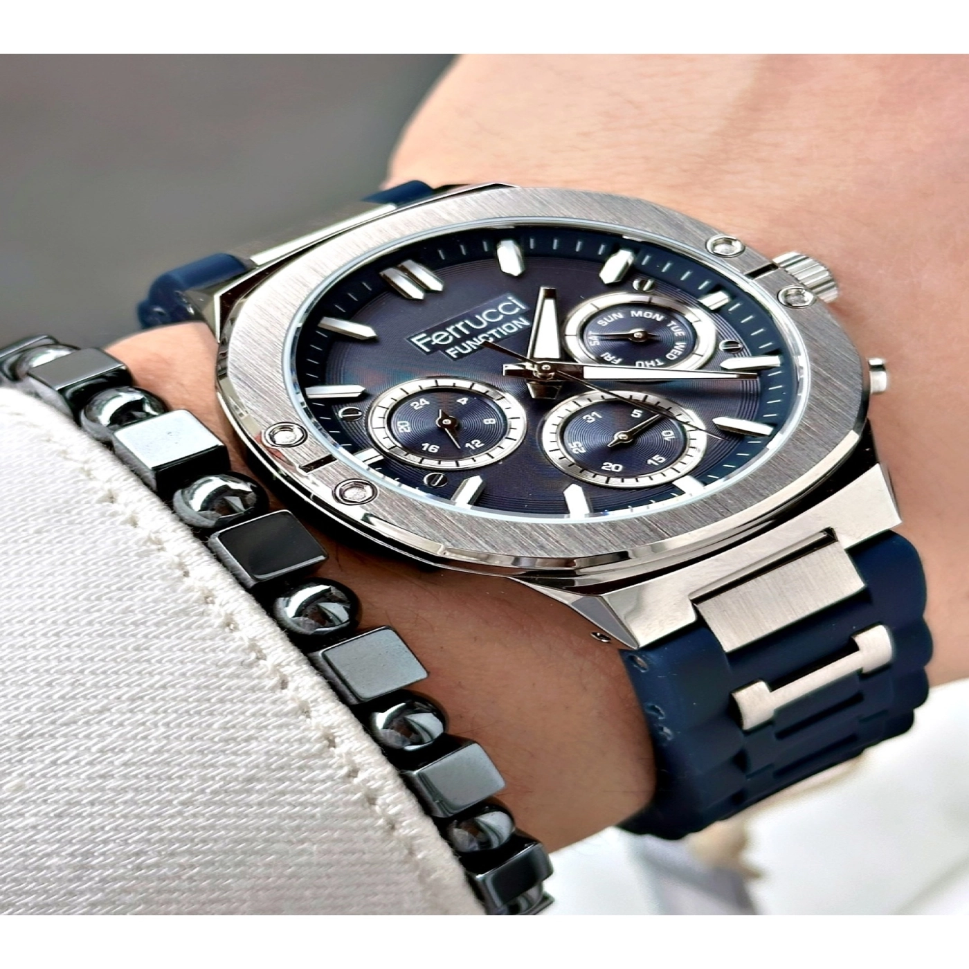 FERRUCCİ FUNCTION LACİVERT KADRANLI LACİVERT KORDONLU SİLİKON ERKEK KOL SAATİ