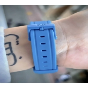 Unisex Kol Saati Silikon Kordon 2 Yıl Garantili Su Geçirmez Genç Saati Spor Model