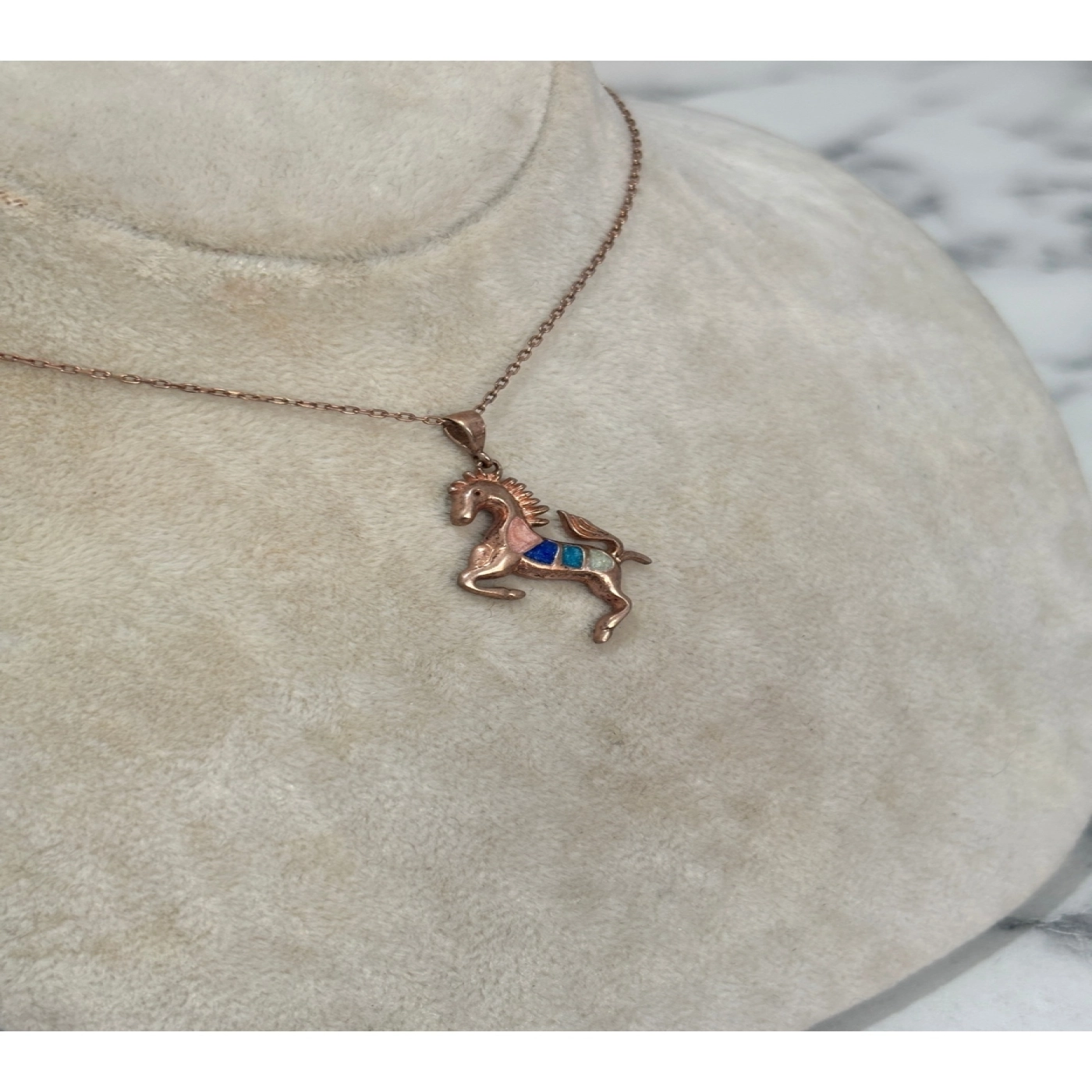 925 Ayar Gümüş Taşlı Rose Gold At  Modeli Gümüş Kolye