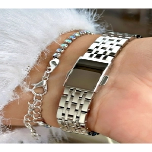 KARE GÜMÜŞ KADIN METAL KOL SAATİ