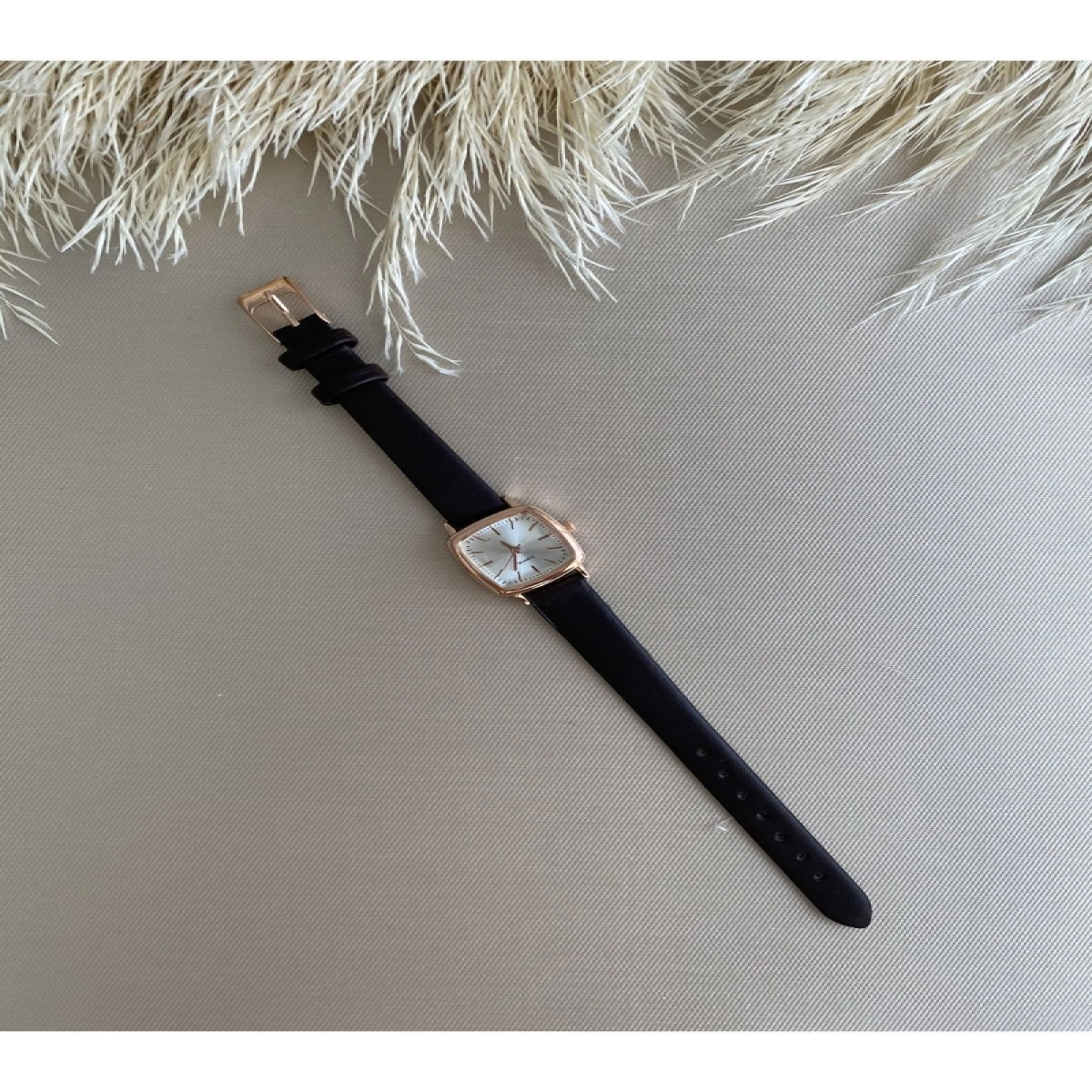 Retro Minimal Vintage Koyu Kahve Kordon Rose Renk Kasa Kadın Kol Saati