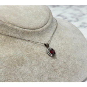 925 Ayar Gümüş Kırmızı Taşlı Gümüş Kolye