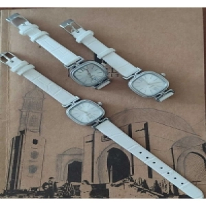 Retro Kasa Rose-gümüş Renk Saat