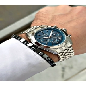 FERRUCCİ LACİVERT KADRANLI TAKVİMLİ FUNCTION GÜMÜŞ METAL ERKEK KOL SAATİ