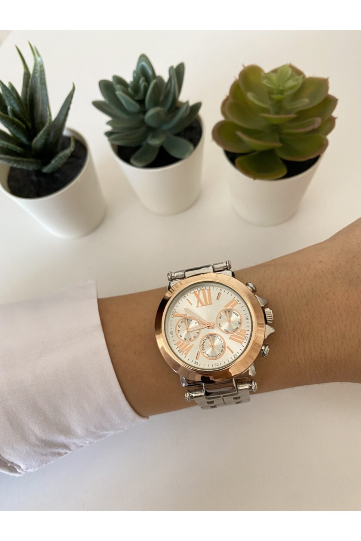 Metal Kordonlu Kadın Kol Saati