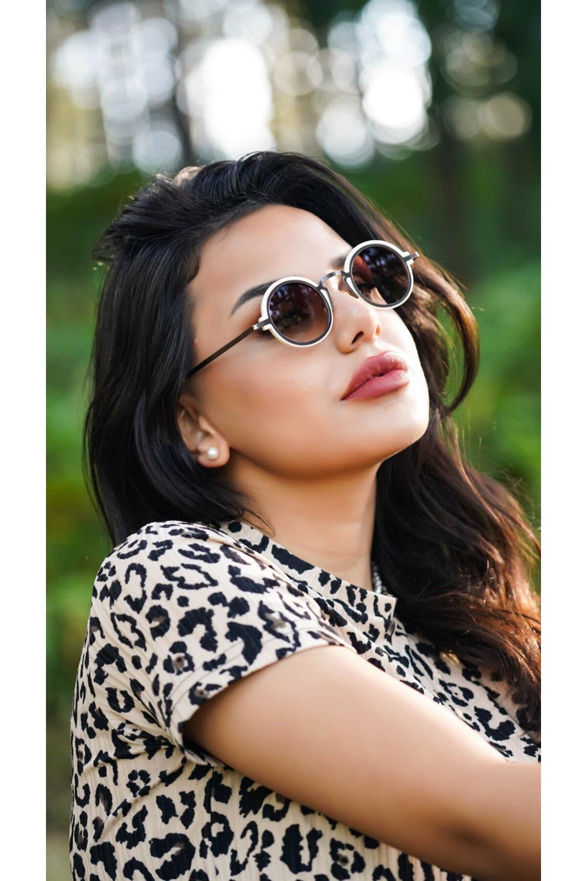 Yuvarlak Tasarım Çerçeveli Kadın Güneş Gözlüğü