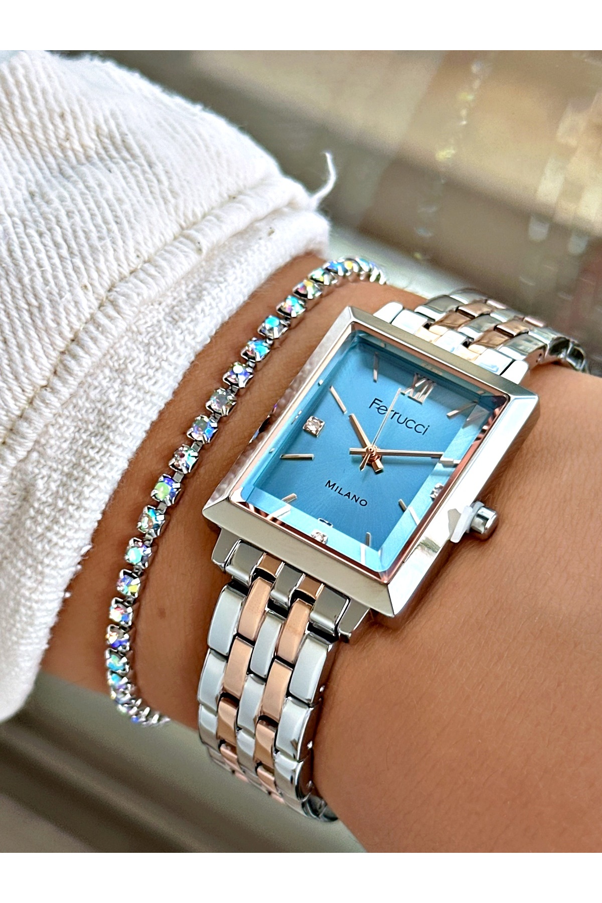 Kare Kadın Kol Saati