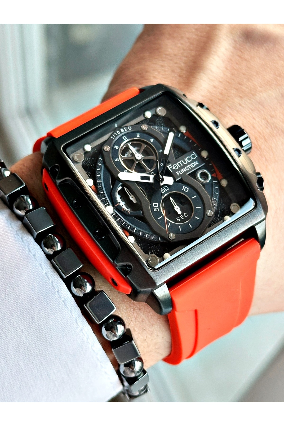 FUNCTION SİYAH KADRANLI KARE TURUNCU SİLİKON ERKEK KOL SAATİ