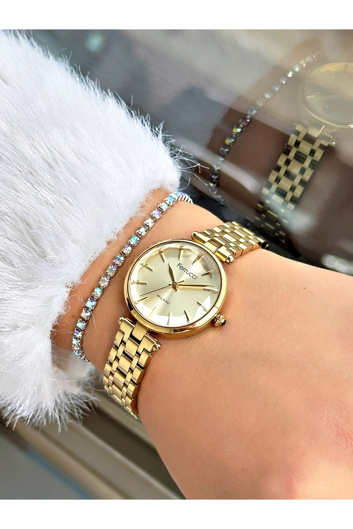 GOLD METAL KADIN KOL SAATİ