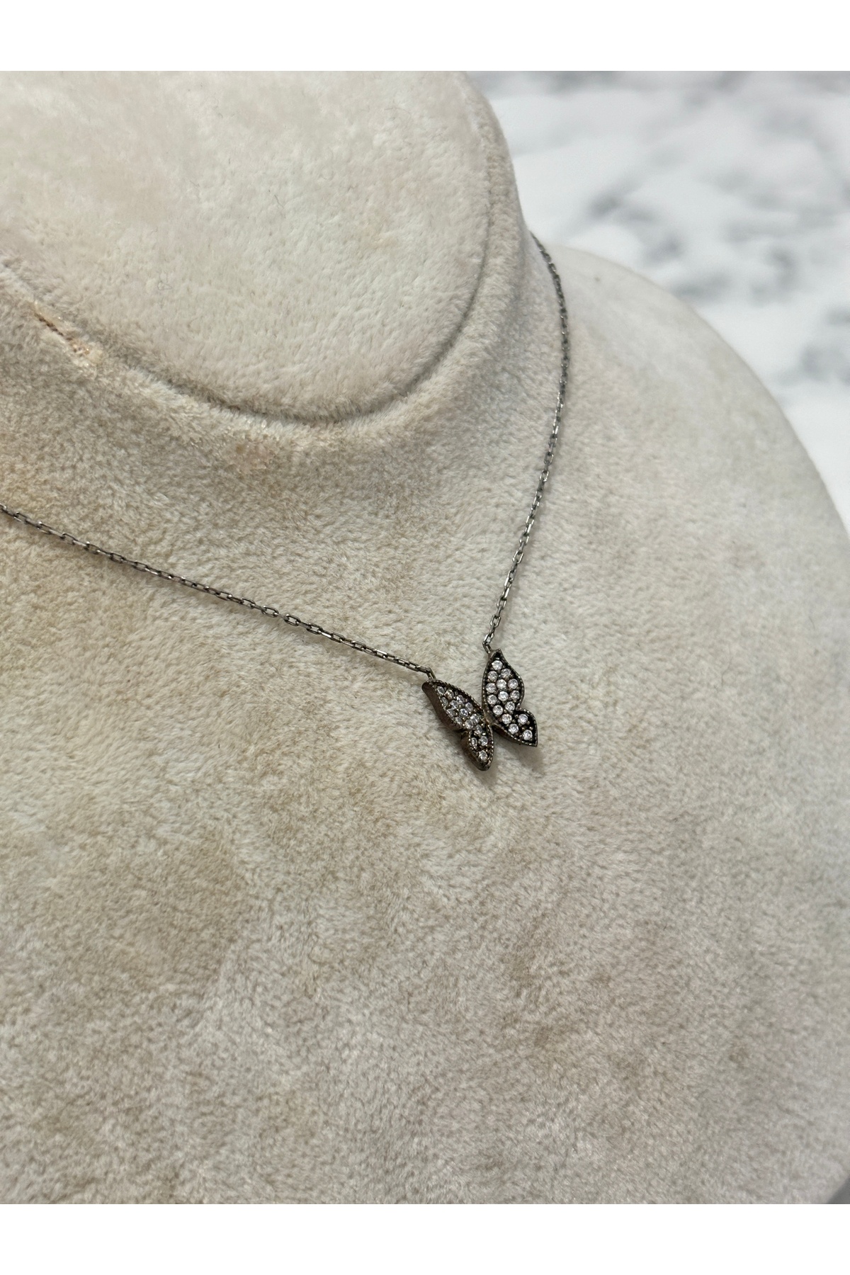 925 Ayar Gümüş Minimal Kelebek Modeli Gümüş Kolye