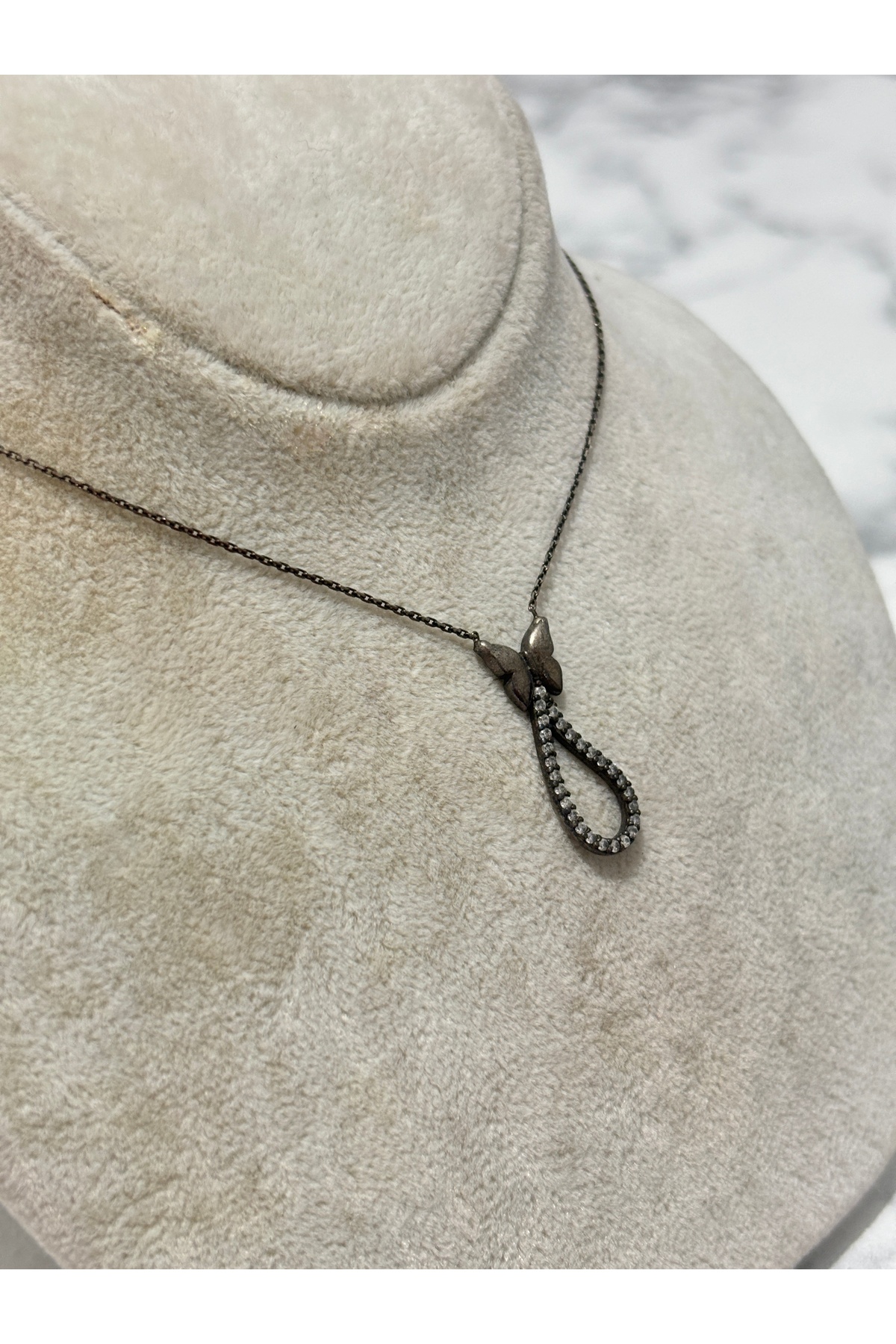 925 Ayar Gümüş Kelebek Taşlı Modeli Gümüş Kolye