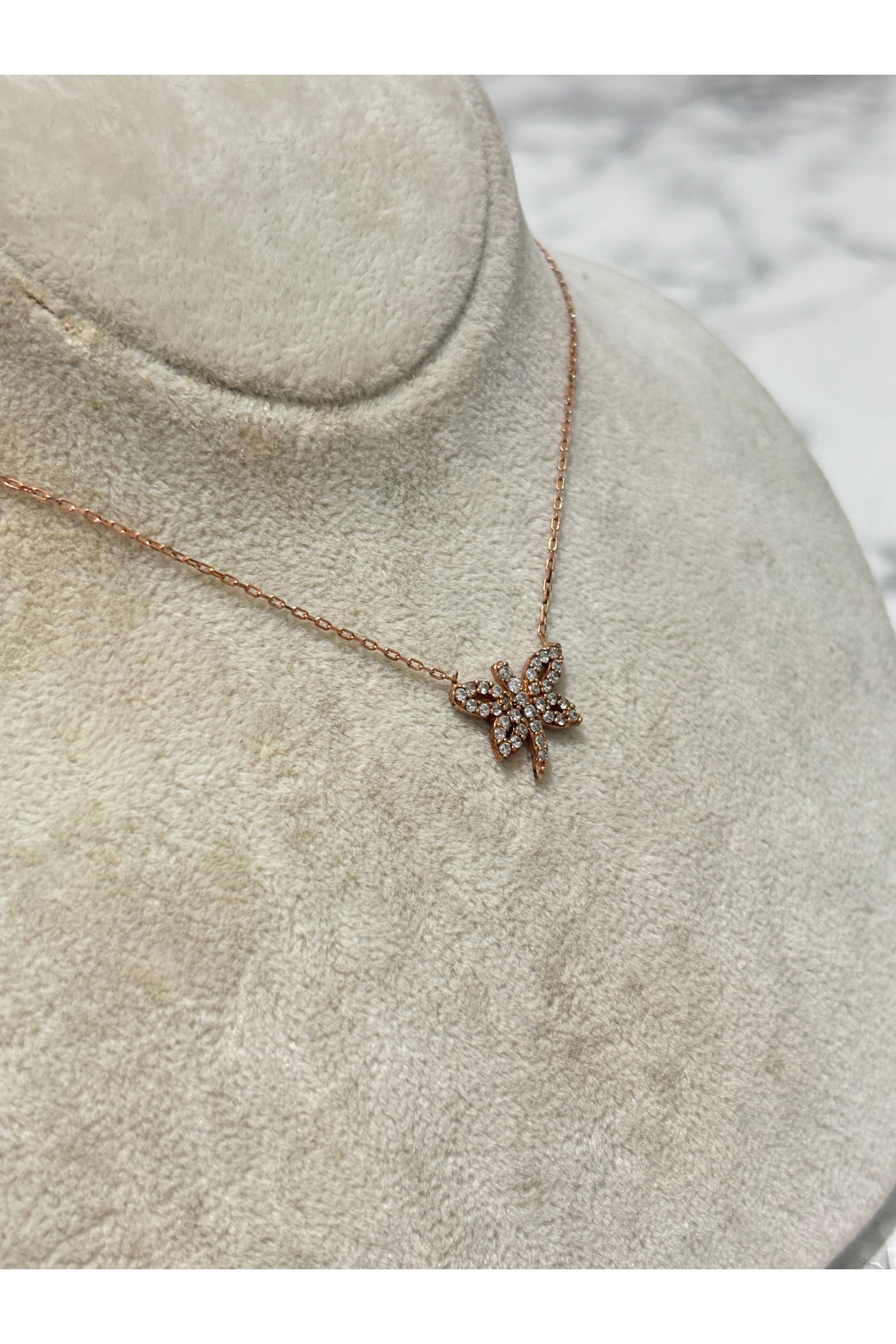 925 Ayar Gümüş Rose Gold Taşlı Modeli Gümüş Kolye