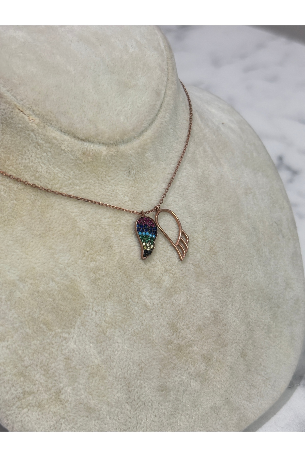 925 Ayar Gümüş Taşlı Rose Gold Bebek Ayak Modeli Gümüş Kolye