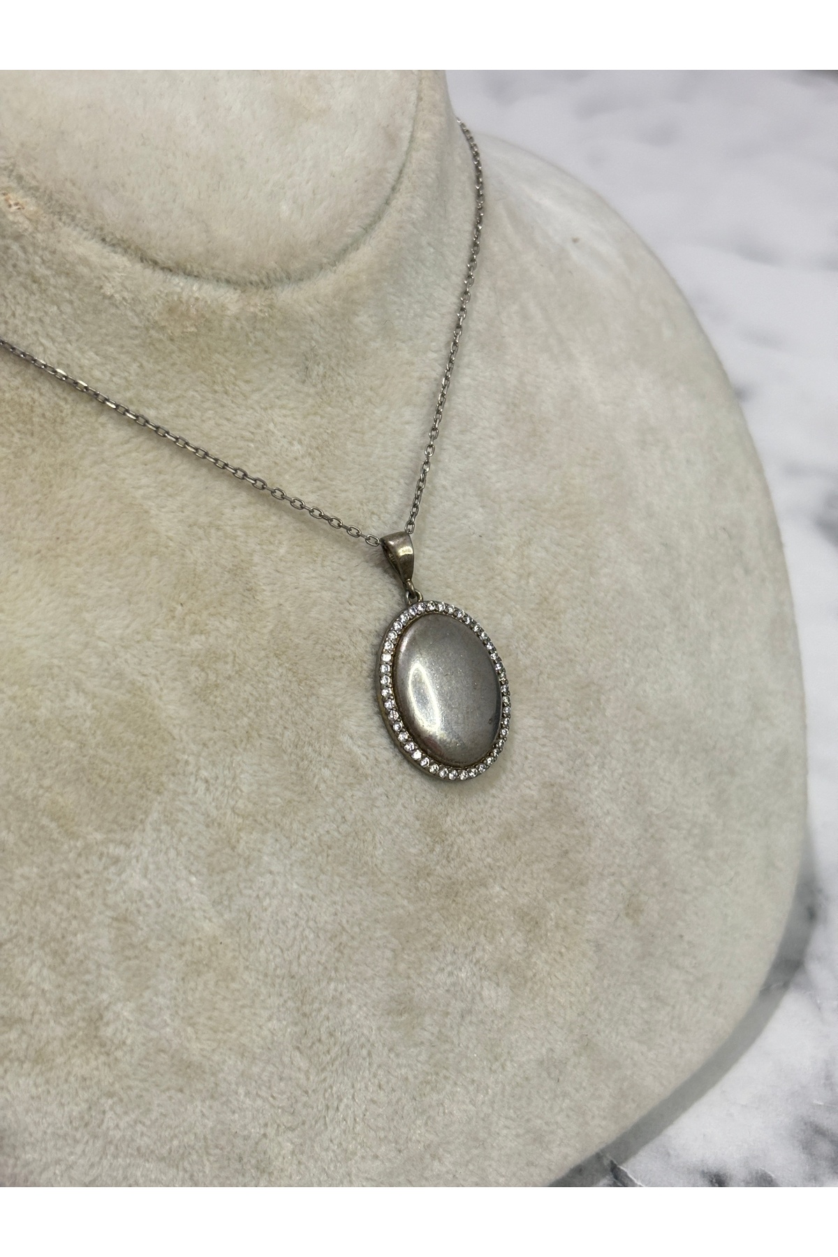 925 Ayar Gümüş Yuvarlak Modeli Gümüş Kolye