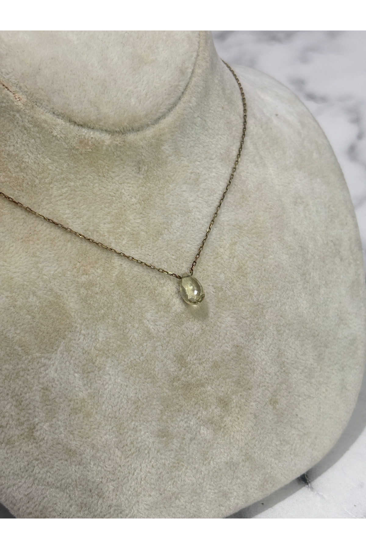 925 Ayar Gümüş Sarı Taşlı Modeli Gümüş Kolye