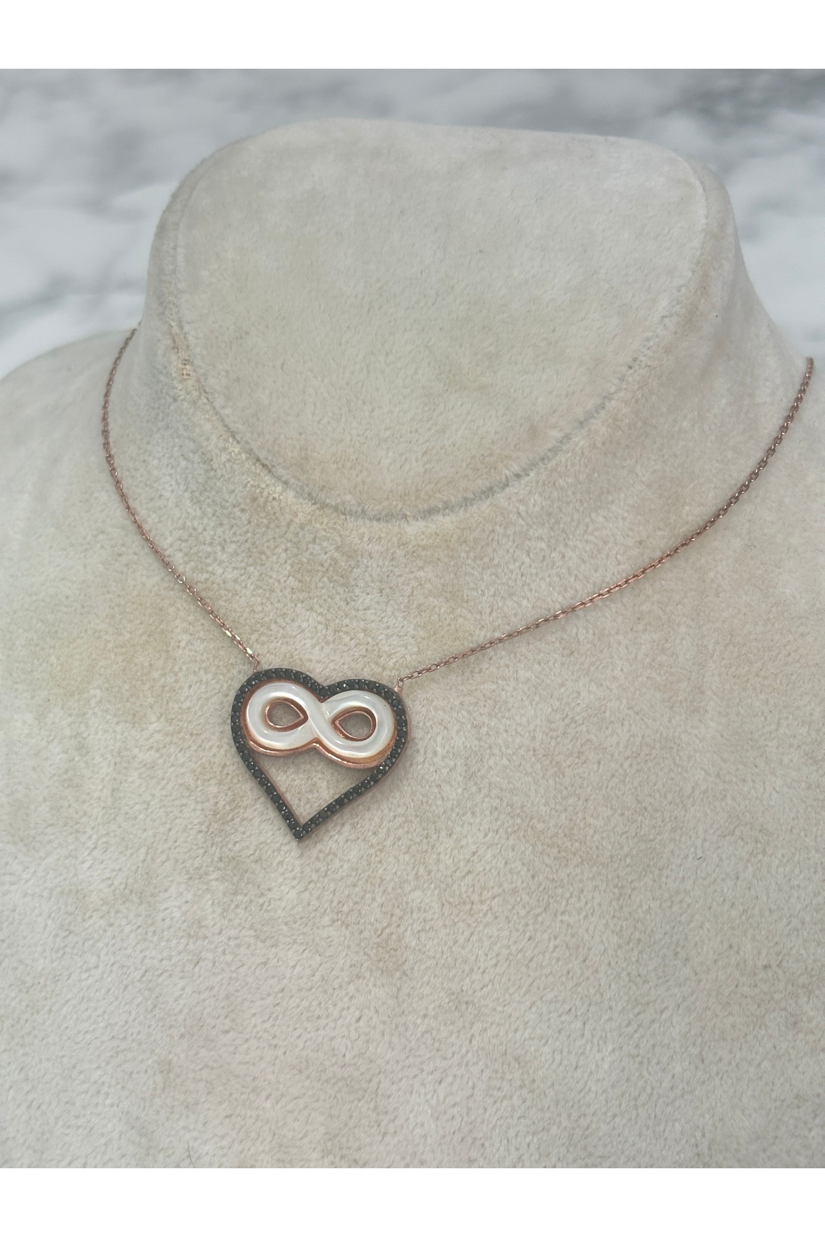 925 Ayar Gümüş Taşlı  Rose Gold Kalpli Modeli Gümüş Kolye