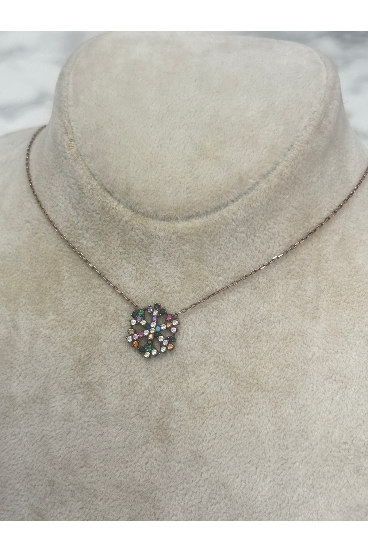 925 Ayar Gümüş Taşlı Rose Gold Kar Tanesi Modeli Gümüş Kolye