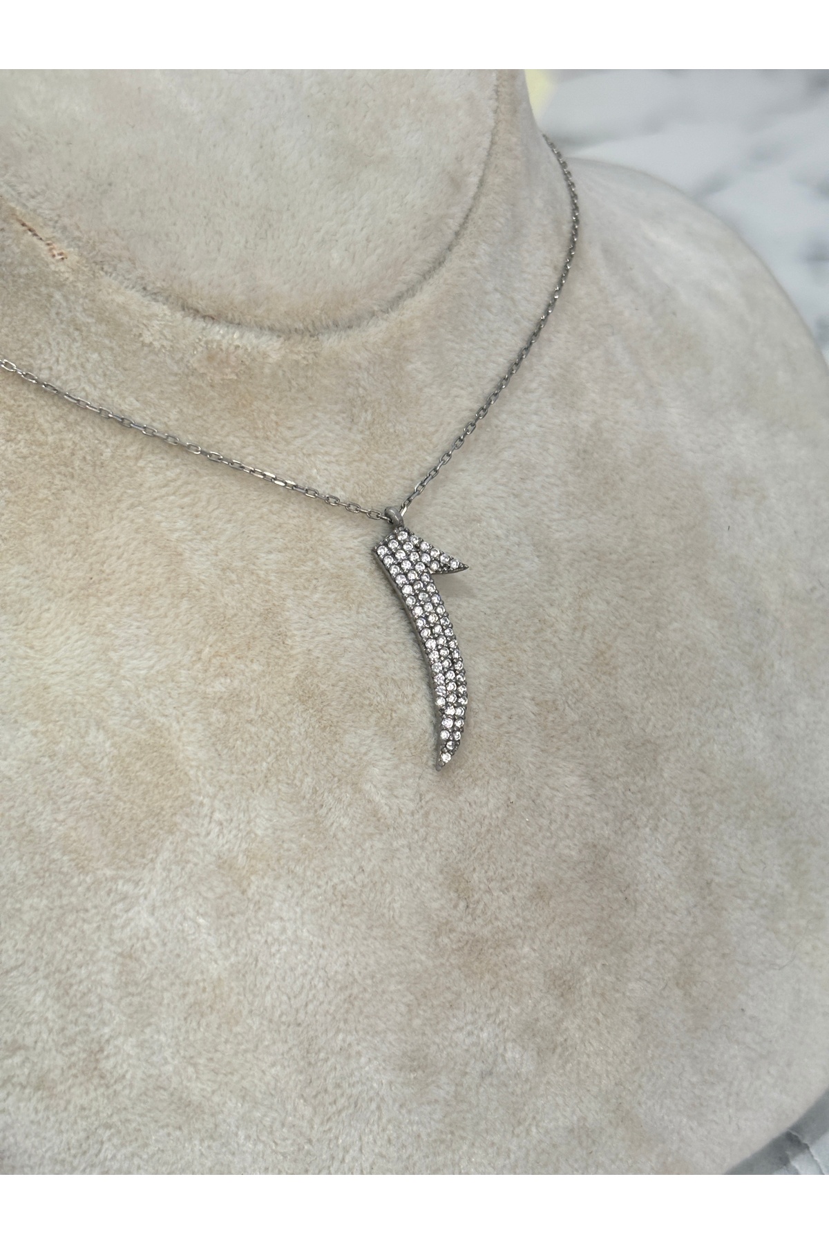 925 Ayar Gümüş Taşlı Modeli Gümüş Kolye