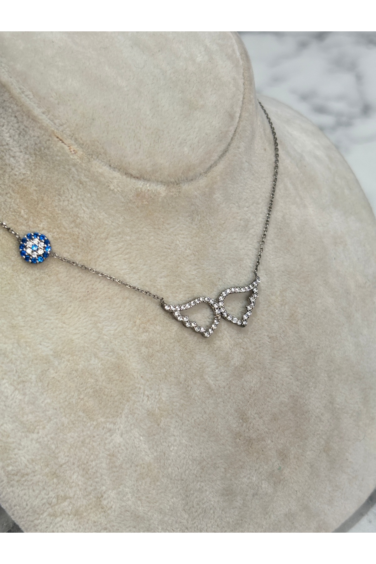 925 Ayar Gümüş Taşlı Kanat  Modeli Gümüş Kolye