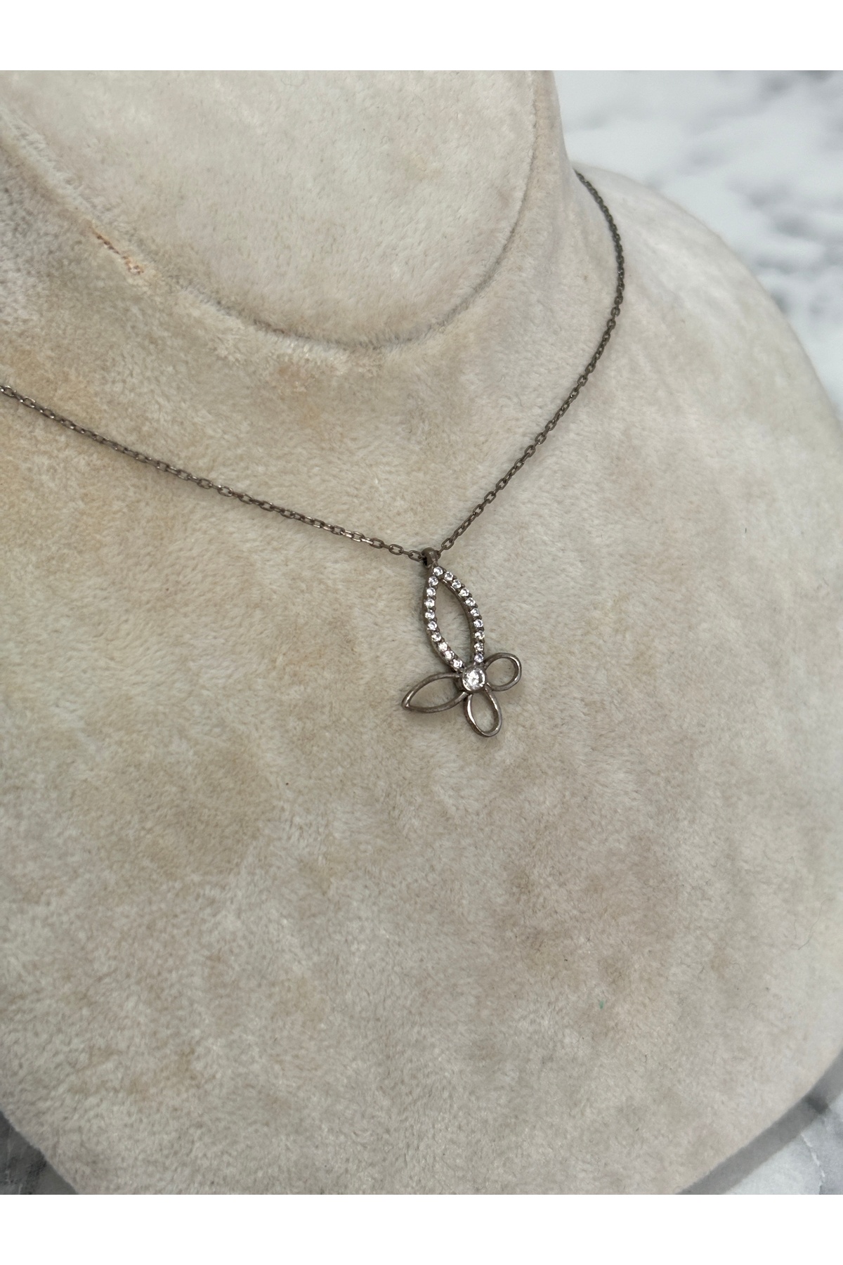 925 Ayar Gümüş Taşlı  Modeli Gümüş Kolye