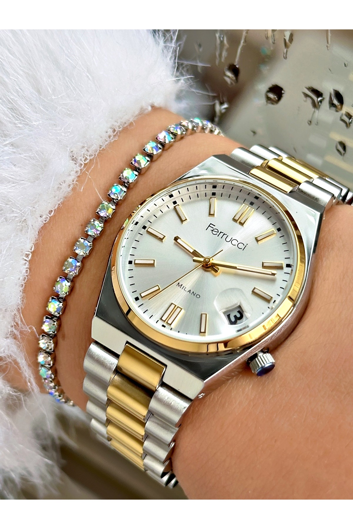 FERRUCCİ BEYAZKADRANLI TAKVİMLİ GOLD GÜMÜŞ METAL KADIN KOL SAATİ
