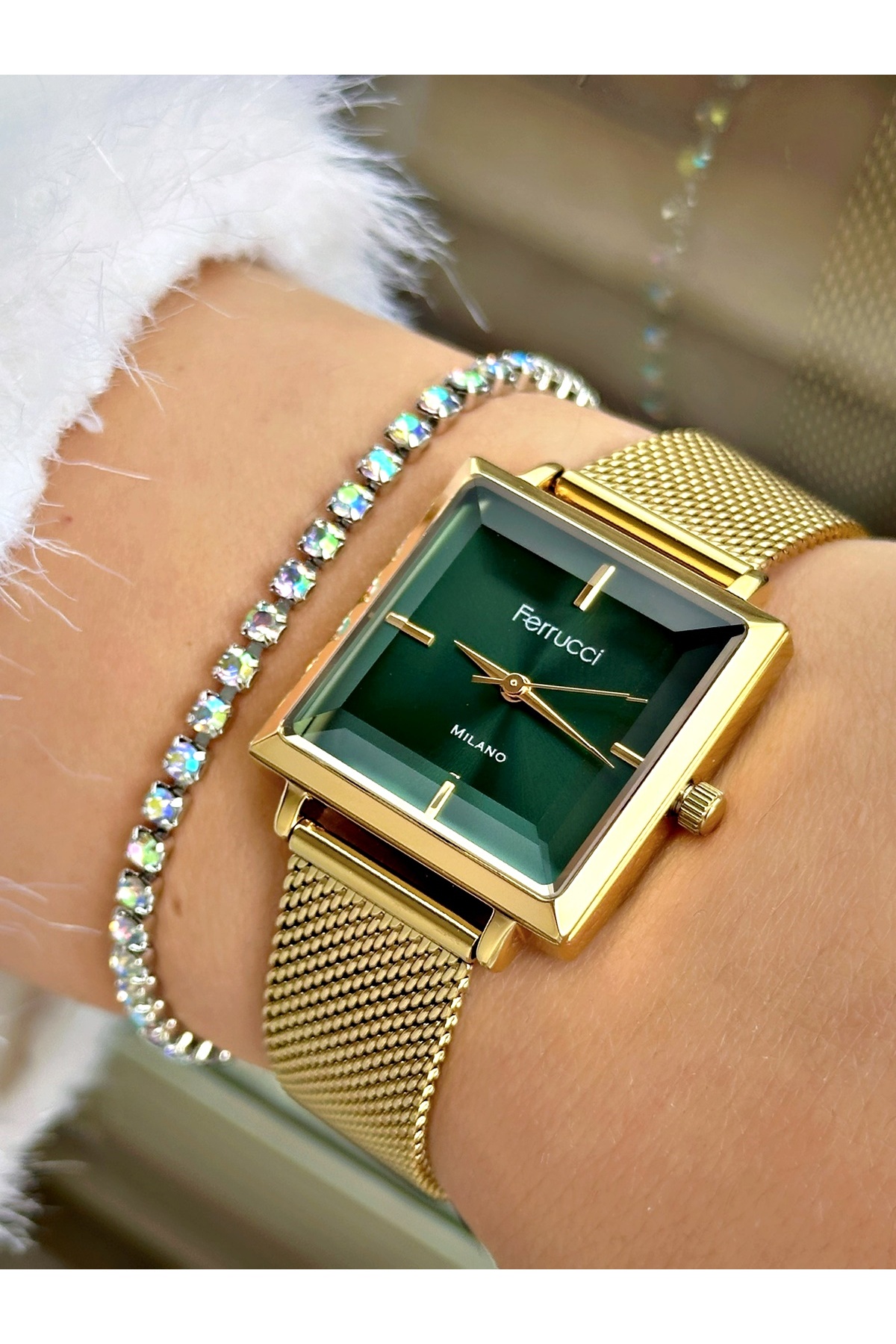 FERRUCCİ KARE YEŞİL KADRANLI GOLD HASIR KADIN KOL SAATİ