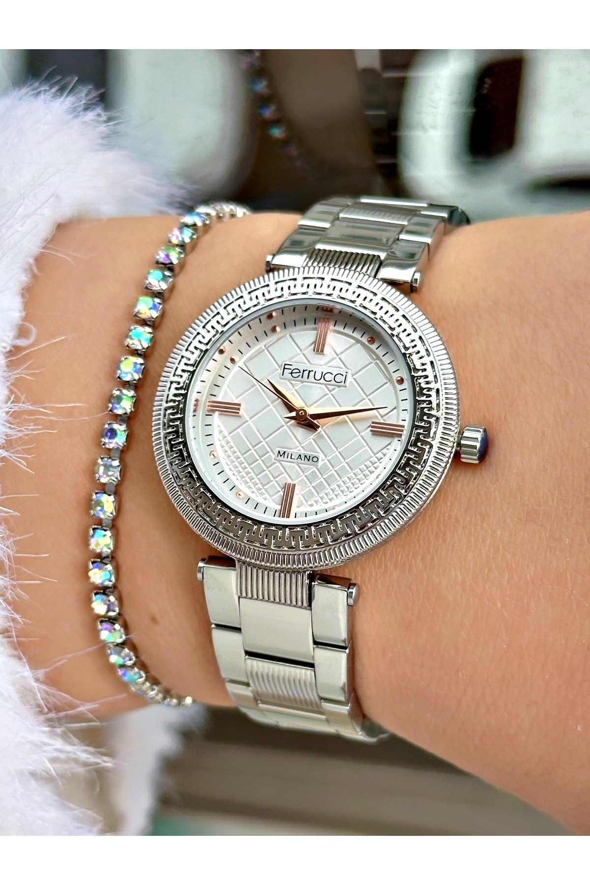FERRUCCİ GÜMÜŞ METAL KADIN KOL SAATİ